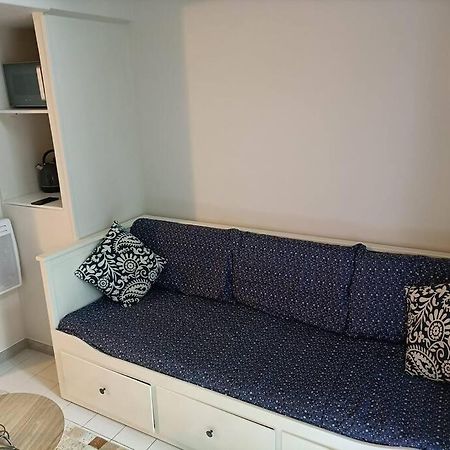 Agreable Et Paisible Studio Franqueville-Saint-Pierre Luaran gambar