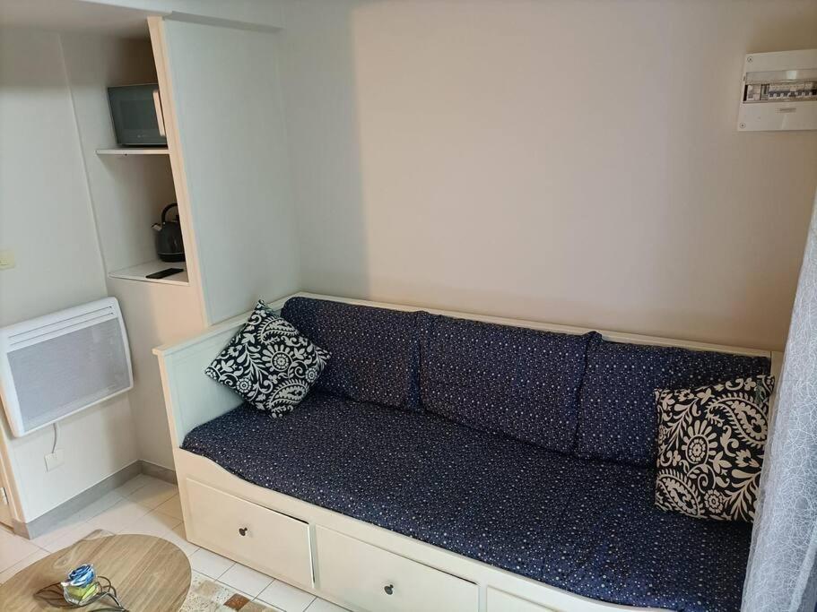 Agreable Et Paisible Studio Franqueville-Saint-Pierre Luaran gambar